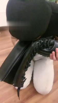 【小戚】捂了一天的长靴棉袜脚 bf18791