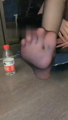 【维依】双S各种鞋子暴力踢踹【完整版】