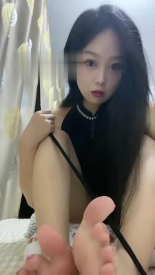 【桃之夭夭】御姐黑丝辱脚垫 bf18728