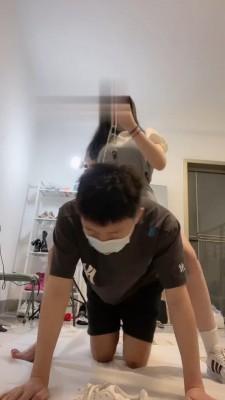 【木秋S】大学生S臭袜脚辱 bf18683