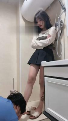 【茜茜】厕奴的卑微伺候 bf18674