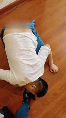 【辣妹】脏臭靴子辱狗 bf18621