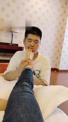 【辣妹】脏臭靴子辱狗 bf18621