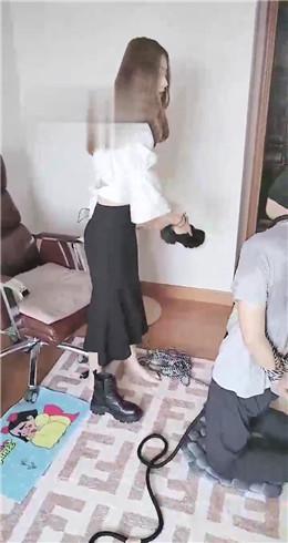 【孤野】反绑贱狗重度耳光 bf18583