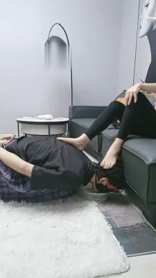 【黑猫】大学生S羞辱变装狗 bf18592