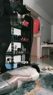 【一一S】保鲜膜包裹窒息踩踏 bf18204