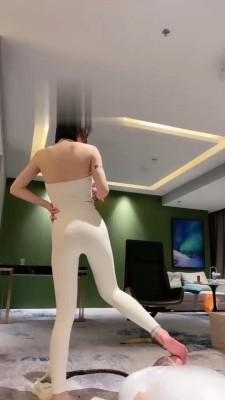 【简一】御姐员工出差玩上司 bf18237