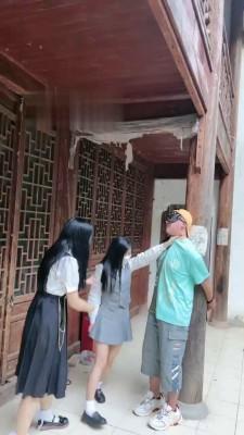 【悠悠大魔王】古城户外戏耍偷拍狂【双视角版】 bf18130