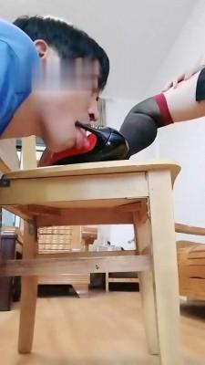 【小猫咪】素人S高跟黑丝的崇拜【双视角版】 bf18141