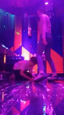 【奶欲】KTV开发服务生 bf18180