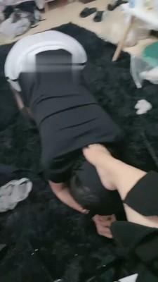 【柒月S】闺蜜非要跪下做母狗 bf18196