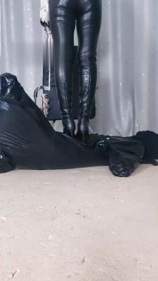 【雪儿】长靴高跟全体重踩踏 bf18560