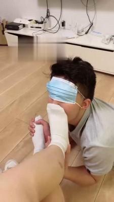 【奶味茶茶】超脏运动鞋臭白袜辱狗 bf18431