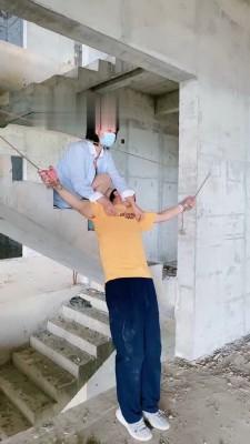 【美离子】户外工地重度虐绿帽 bf18408