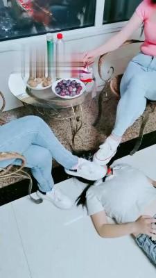 【梦幻大大】带素人闺蜜入圈调母畜 bf18321