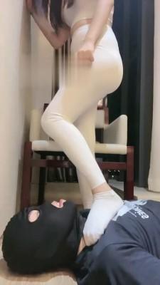 【诗诗】运动女神暴力虐打 bf18345