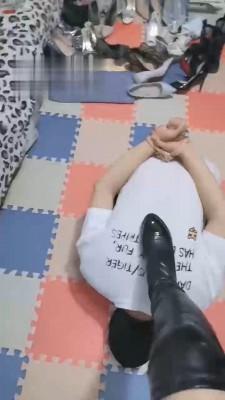 【暖暖】工厂小妹强制踢踹废物狗 bf18082