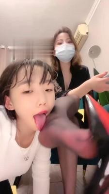 【茹雪】可爱闺蜜做畜生伺候 bf18042