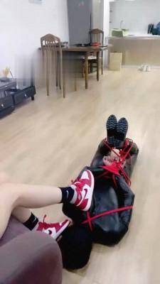 【冷凝大大】遇到bt邻居捆绑虐 bf18028