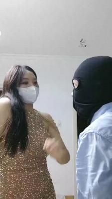 【馨然】挑战暴力耳光300下 JS220901