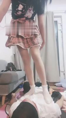 【桃子老师】萝莉小姐姐皮鞋白袜调 bf17984