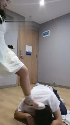 【海绵大大】班主任被坏学生暴揍 bf17892