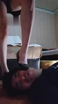 【刘二狗】开发素人小姐姐舔高跟裸足 bf17917