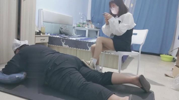 【金桔小主】萝莉主运动鞋白袜踩踏/骑马 bf17906