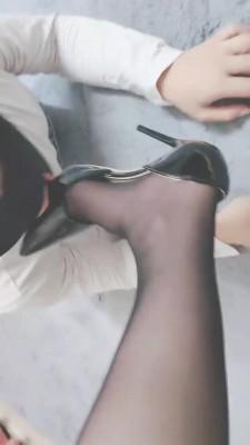 【灵竹】窒息舔鞋深喉专场【完整版】 bf17889