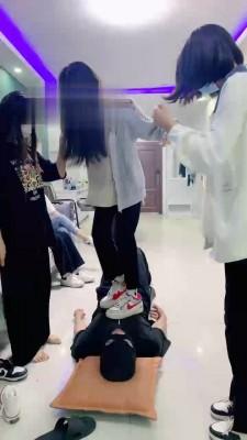 【精神小妹】推荐-学生素人群调贱货 bf17794