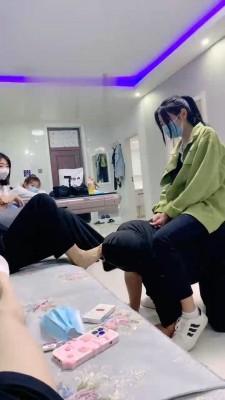 【精神小妹】推荐-学生素人群调贱货 bf17794