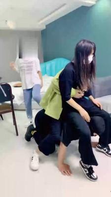 【精神小妹】推荐-学生素人群调贱货 bf17794