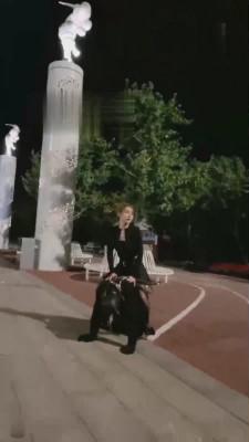 【妮可】御姐户外遛废物狗 bf17788