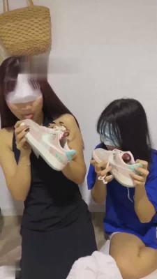 【橘子没熟】双女奴被主人气味羞辱 bf17770