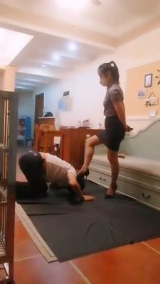 【绯闻王妃】制服诱惑-磕头耳光 bf17693