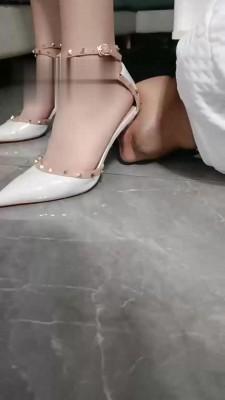 【沐琪大小姐】高跟鞋全体重踩踏 bf17713