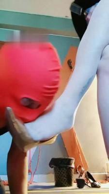 【东营天香百合】清晨虐待圈养奴 bf17717