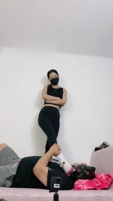 【婧児小主】运动鞋白袜全体重踩 bf17682