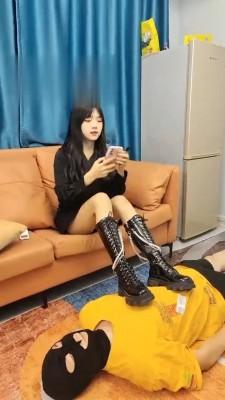 【万灵】黑靴踩踏+插嘴深喉 bf17704