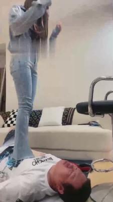 【樱桃大大】带闺蜜一起虐偷拍狗 bf17700