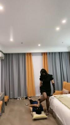 【月玖儿】情侣主羞辱卑微绿帽 bf17651 【月玖儿】情侣主羞辱卑微绿帽 bf17651