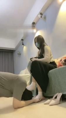 【兔美美】御姐臭袜脚窒息 bf17588