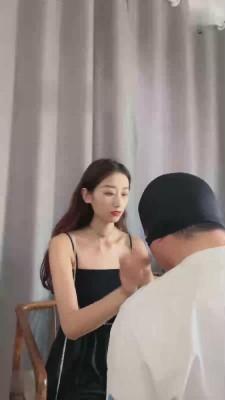 【沅芷大人】拽着狗头强制耳光【续集】 bf17626