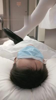 【柠檬大大】皮鞋原味白丝踩奶狗 bf17632