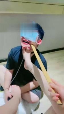 【丝绮】和素人闺蜜一起调犯贱狗【双视角版】 bf17569