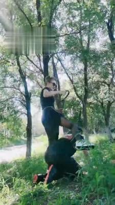 【梦蝶女王】户外抓住偷拍狂虐待 bf17570