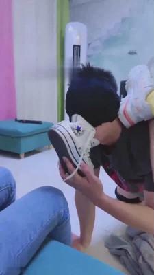 【小劳拉】3S素人暴力虐待气味羞辱  bf17524