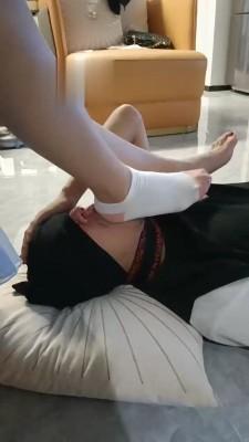 【木秋S】运动后脏臭鞋袜羞辱哥哥 bf17502