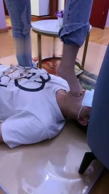 【奈奈生】被运动女神学姐欺负【上】 bf17432