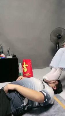 【ccyouer】被情侣主践踏的绿帽 bf17438